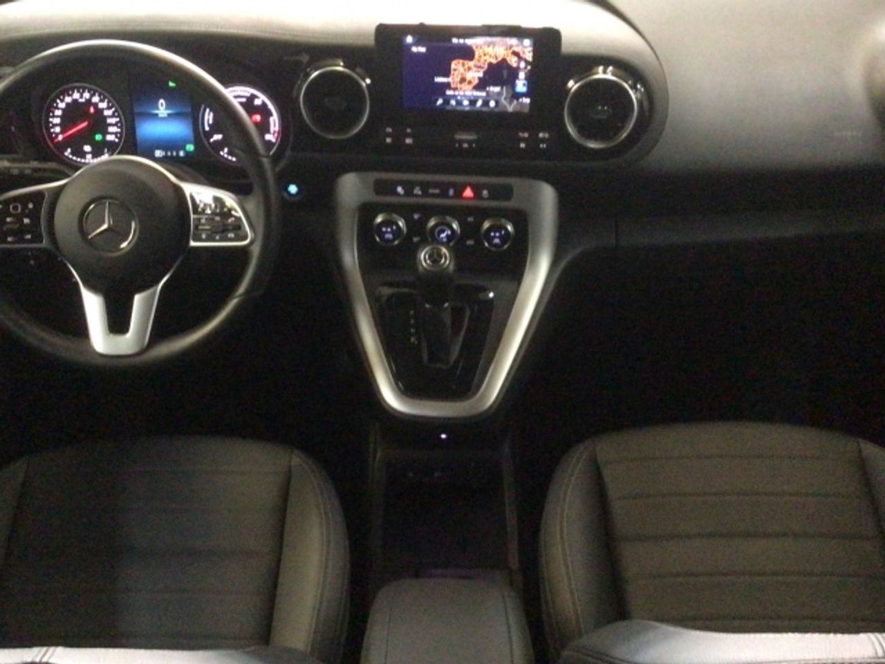 mercedes-eqt-200-imagen-7