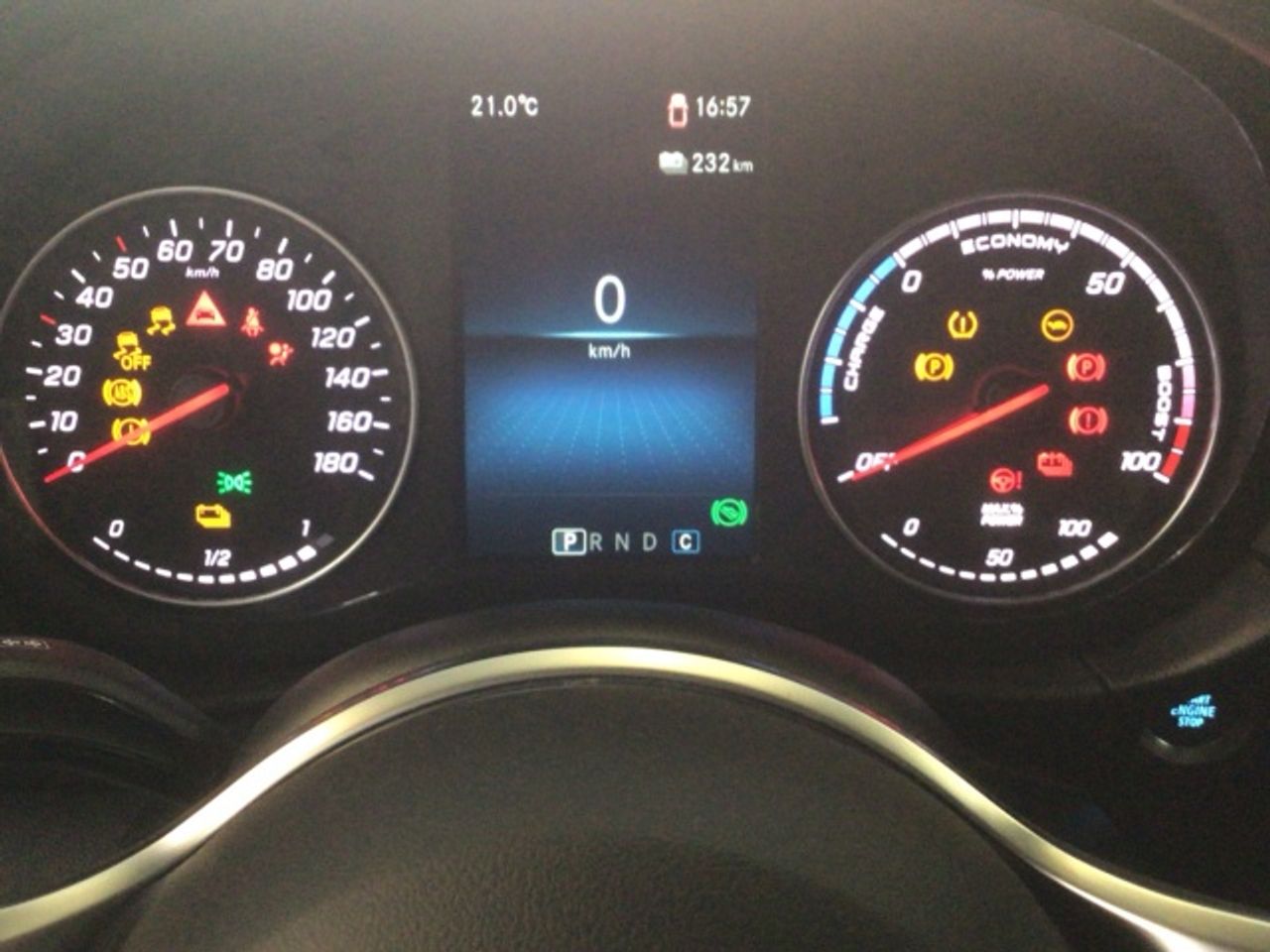 mercedes-eqt-200-imagen-16