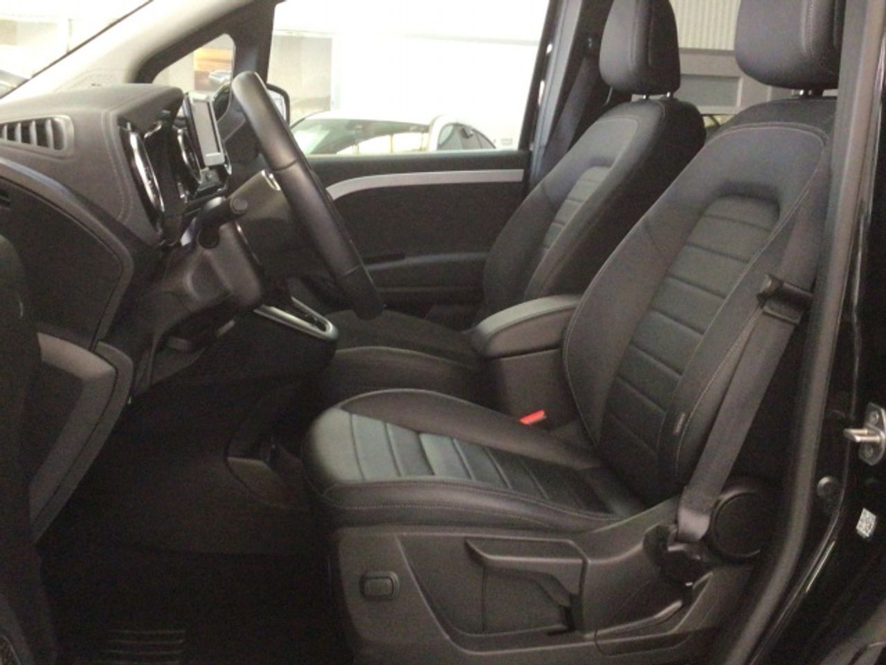 mercedes-eqt-200-imagen-6