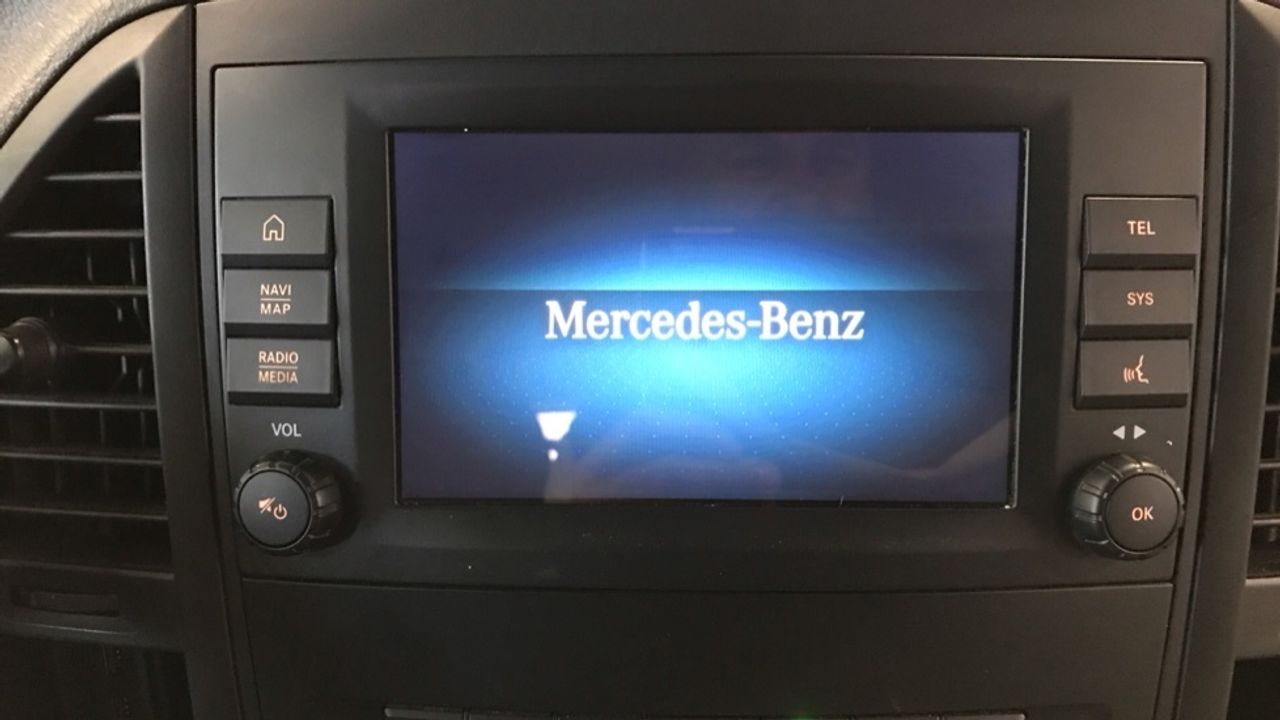 mercedes-vito-116-cdi-tourer-pro-larga-imagen-18