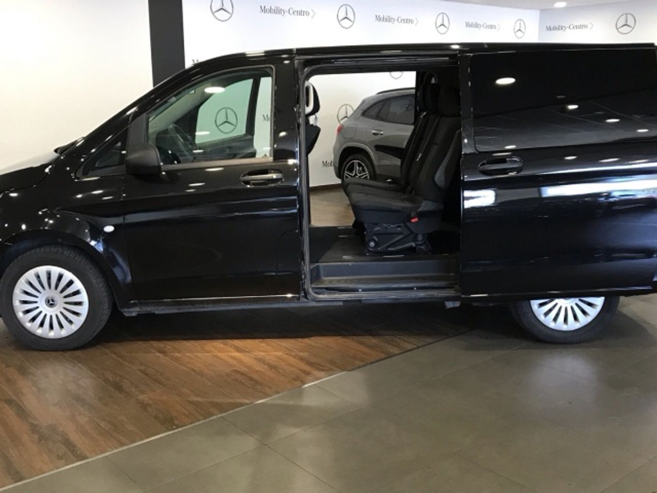 mercedes-vito-116-cdi-tourer-pro-larga-imagen-17