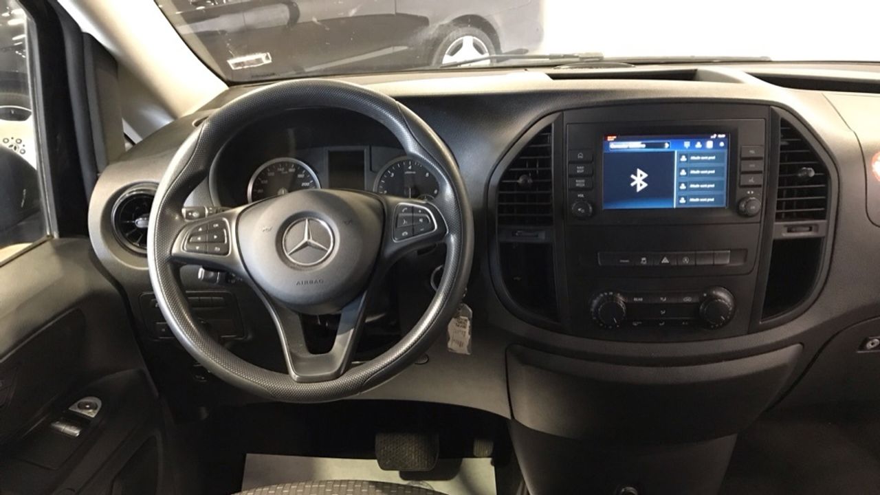 mercedes-vito-116-cdi-tourer-pro-larga-imagen-9