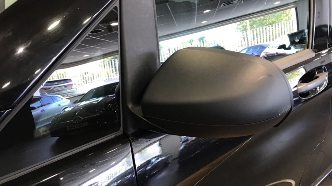 mercedes-vito-116-cdi-tourer-pro-larga-imagen-12