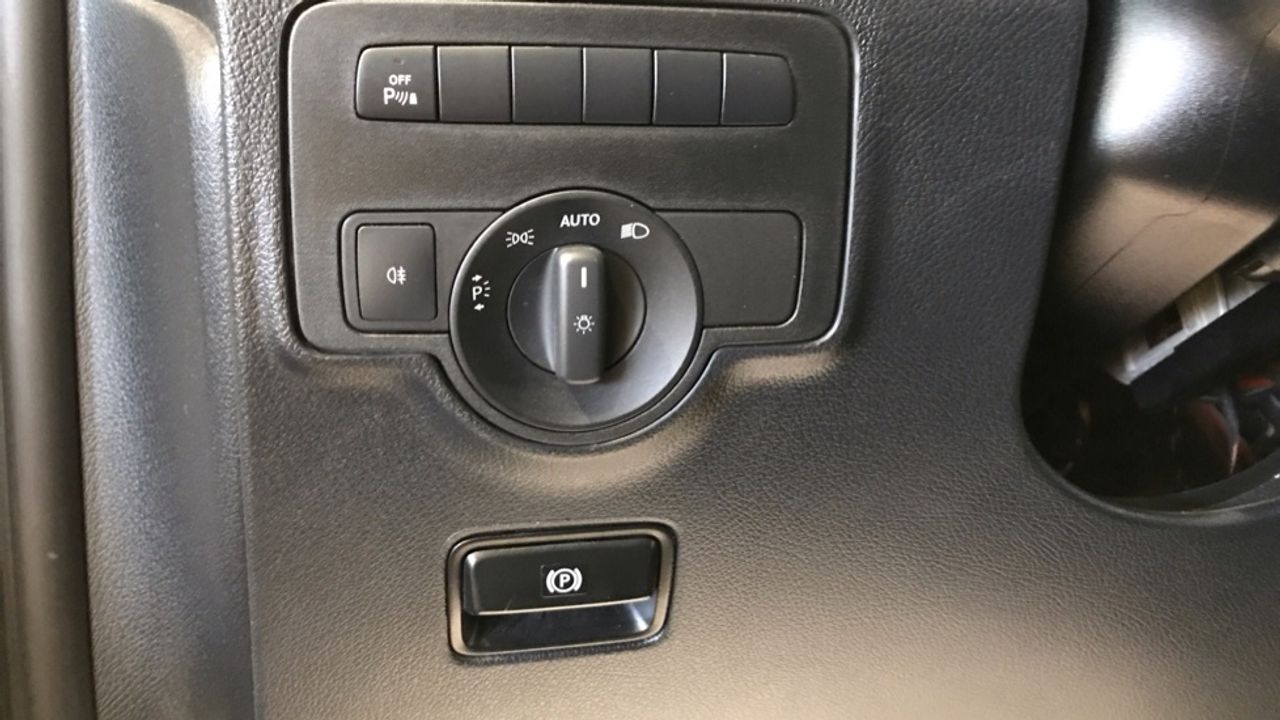 mercedes-vito-116-cdi-tourer-pro-larga-imagen-19