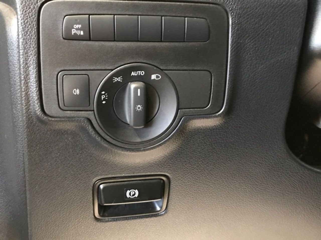 mercedes-vito-116-cdi-tourer-pro-larga-imagen-19