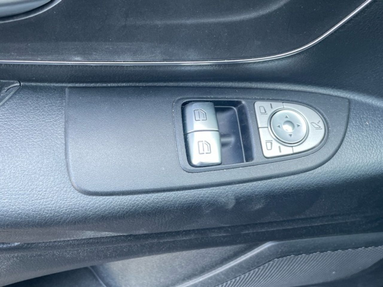 mercedes-vito-116-tourer-select-larga-imagen-10