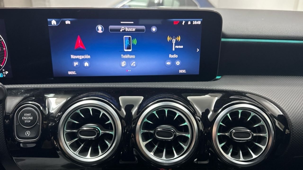 mercedes-clase-a-a-180-d-imagen-20