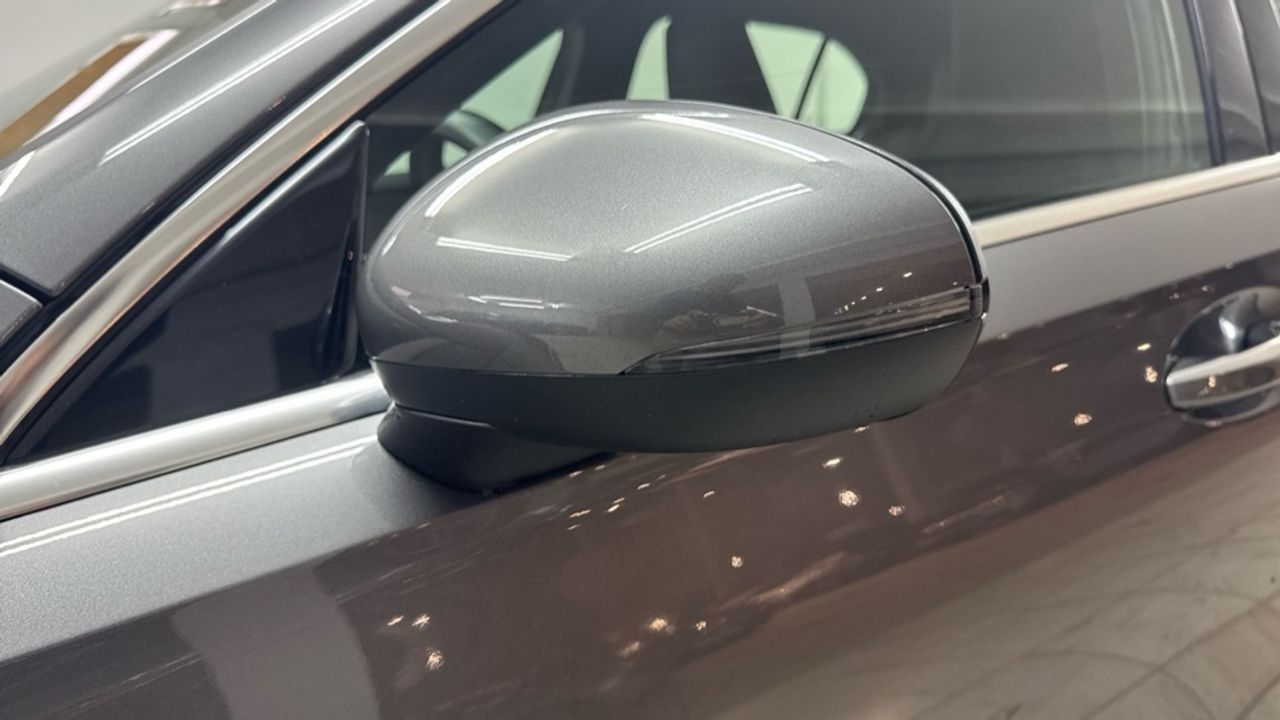 mercedes-clase-a-a-180-d-imagen-17