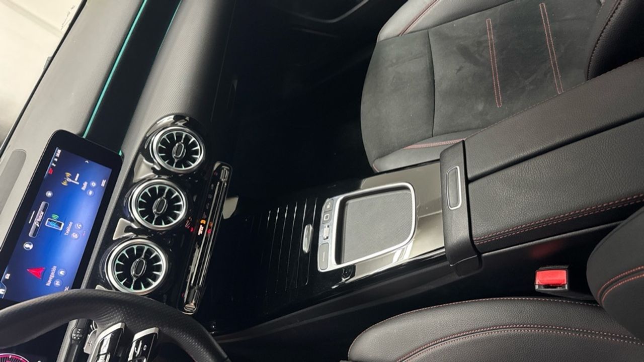 mercedes-clase-a-a-180-d-imagen-22