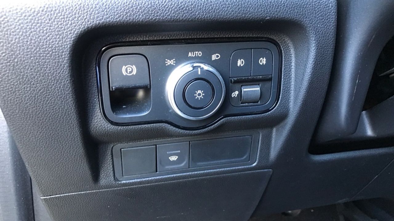 mercedes-clase-t-180-d-imagen-8