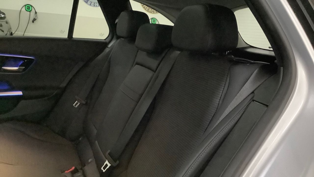 mercedes-clase-c-c-220-d-4matic-all-terrain-estate-imagen-10