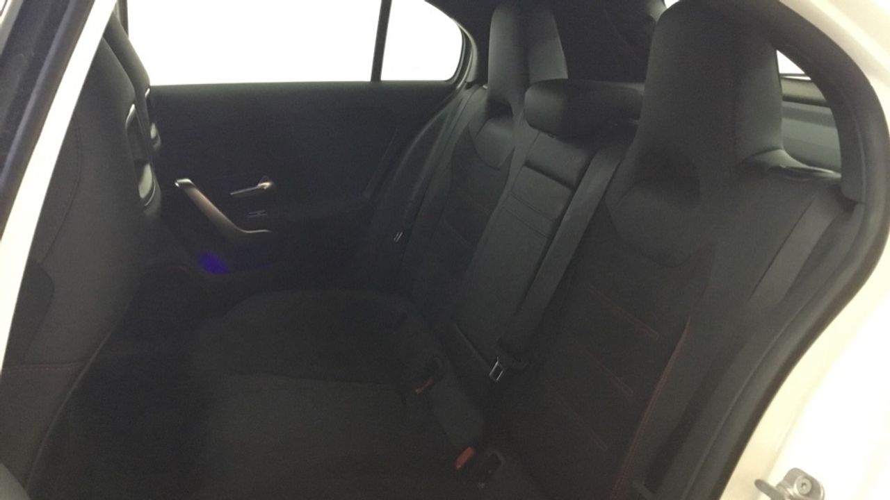 mercedes-clase-a-a-180-d-imagen-10