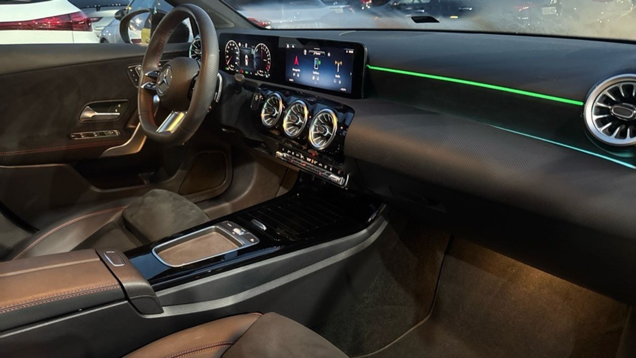 mercedes-clase-a-a-250-e-imagen-9