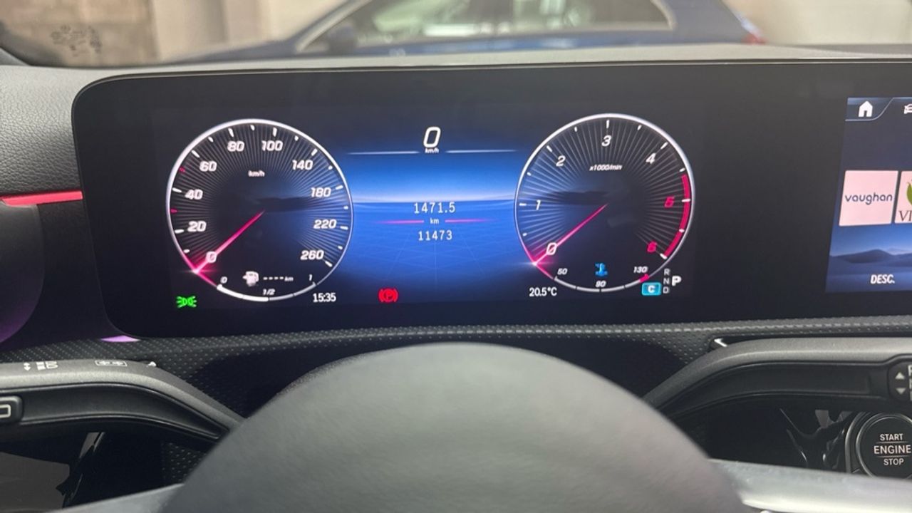 mercedes-clase-a-a-180-d-imagen-18