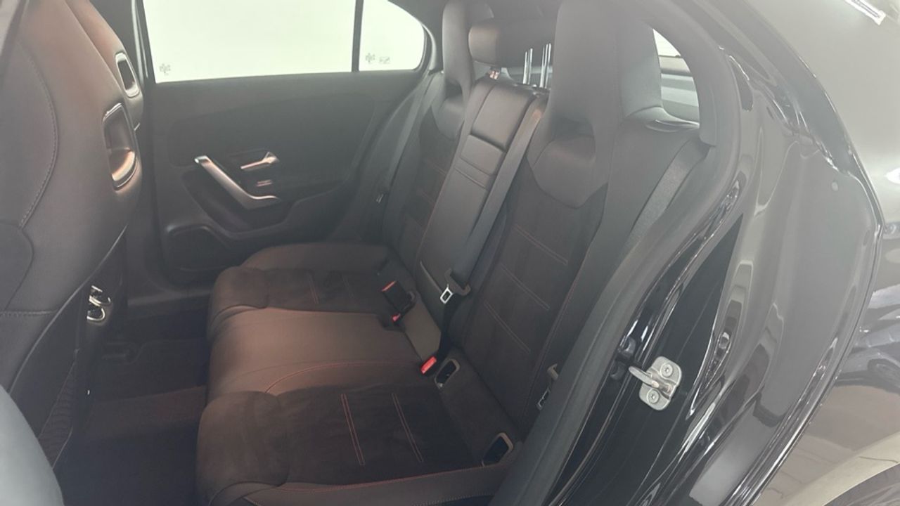 mercedes-clase-a-a-180-d-imagen-10