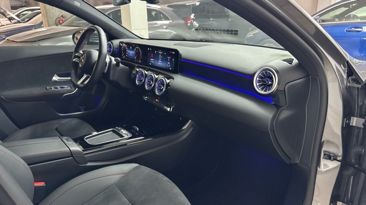 mercedes-clase-a-a-180-d-imagen-9