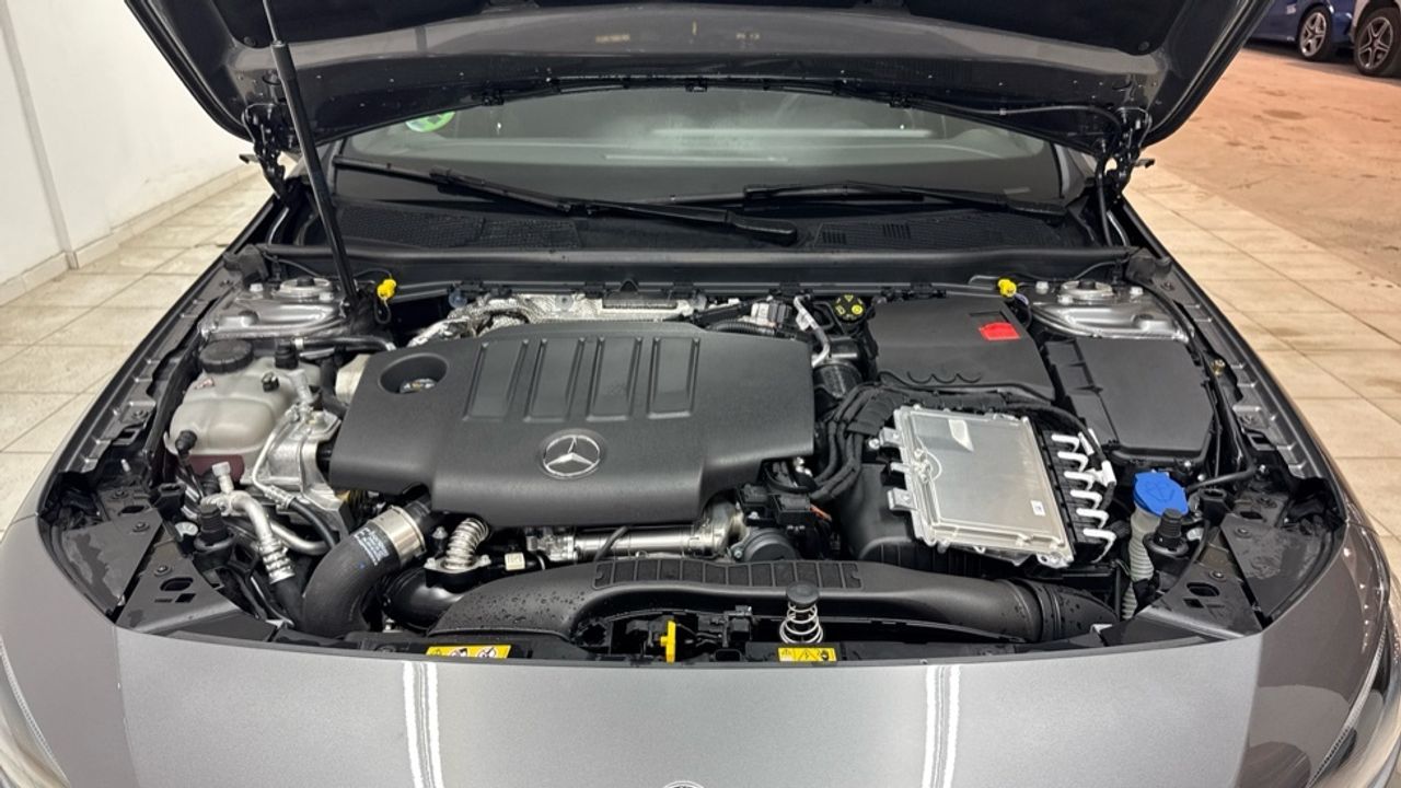mercedes-clase-a-a-180-d-imagen-16