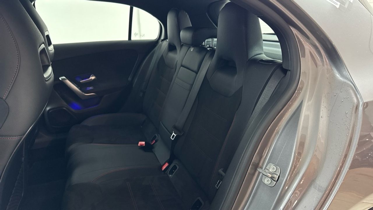 mercedes-clase-a-a-180-d-imagen-10