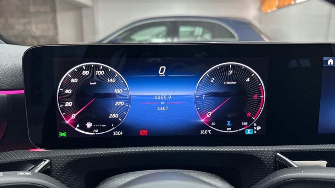 mercedes-clase-a-a-180-d-imagen-18