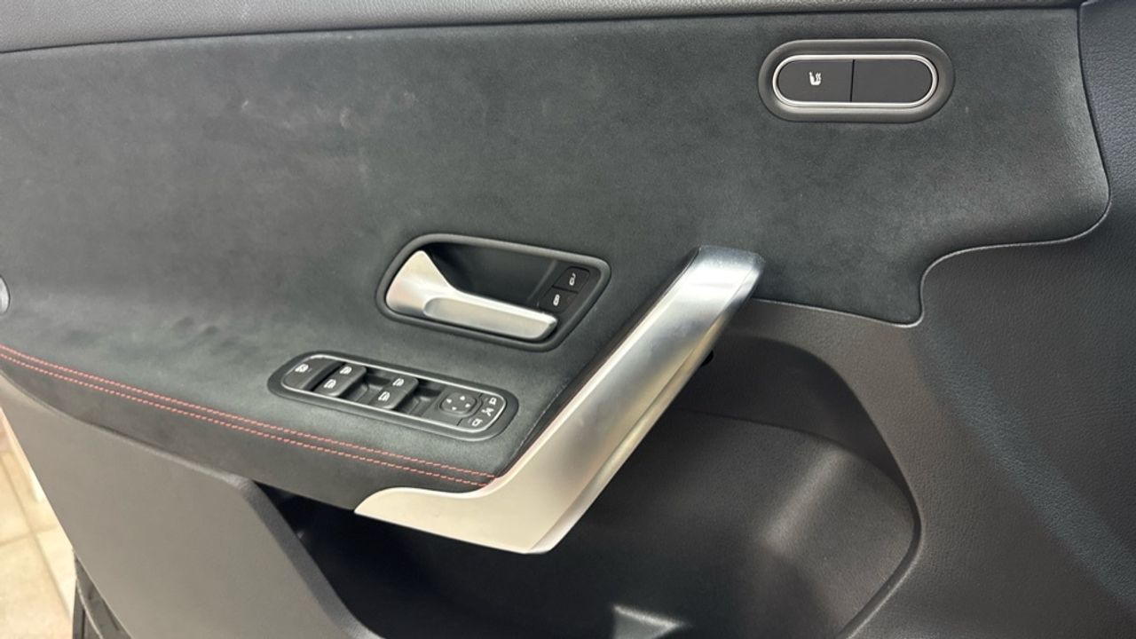 mercedes-clase-a-a-200-d-imagen-23