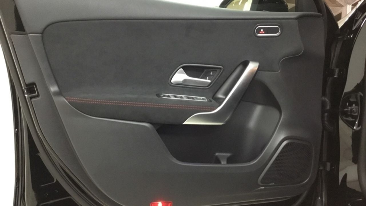 mercedes-clase-a-a-200-d-imagen-18