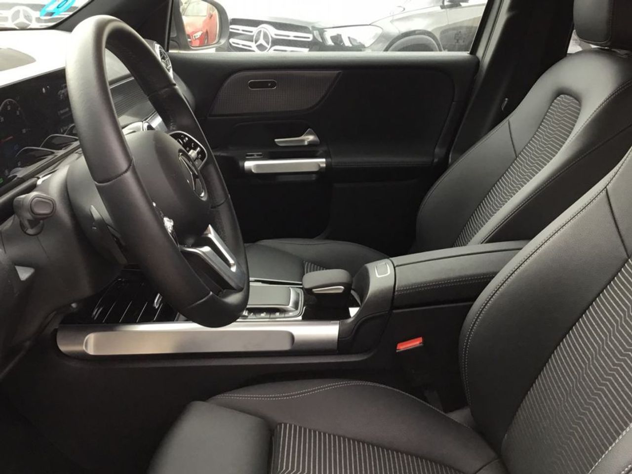 mercedes-eqb-eqb-250-imagen-6