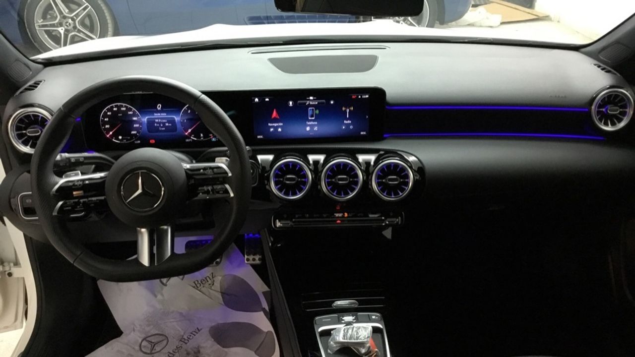 mercedes-clase-a-a-180-d-imagen-7