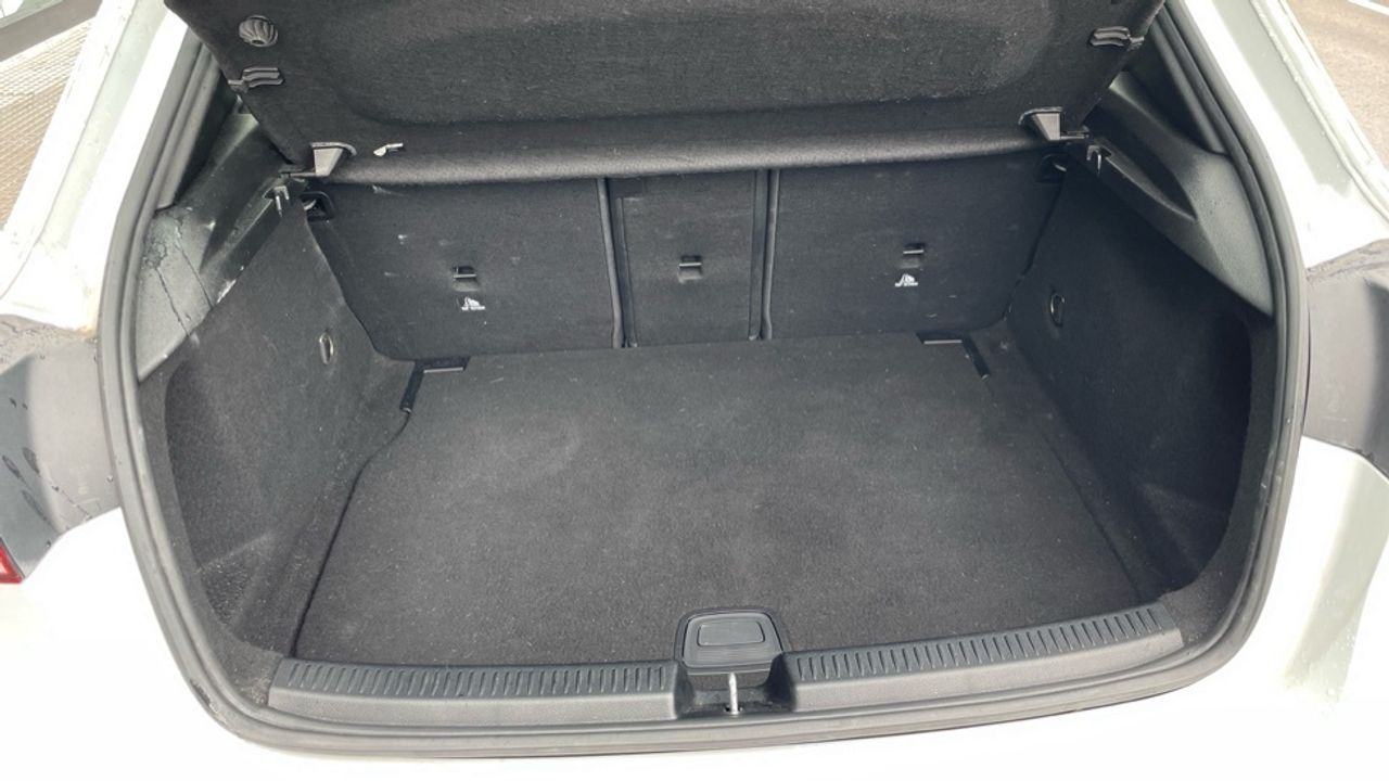 mercedes-clase-a-a-180-d-imagen-11