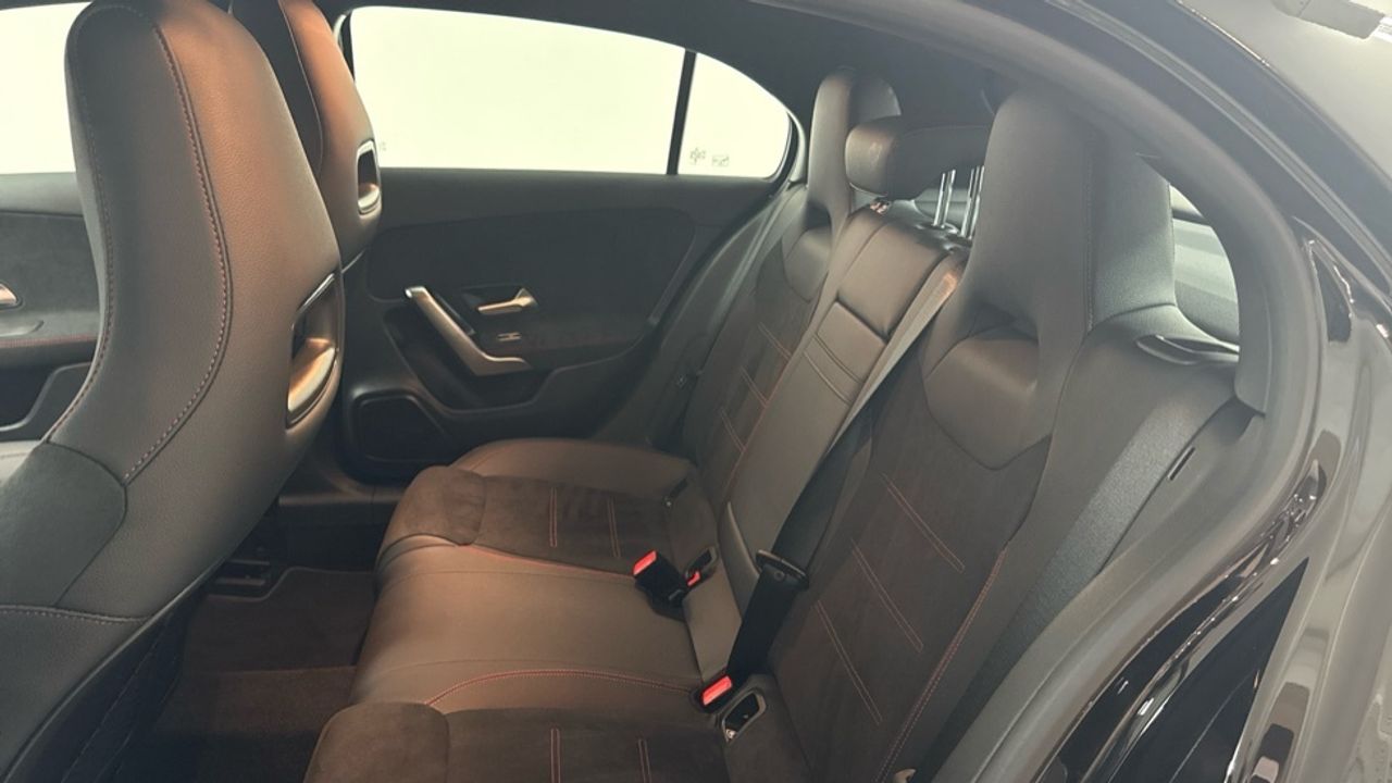 mercedes-clase-a-a-180-d-imagen-10