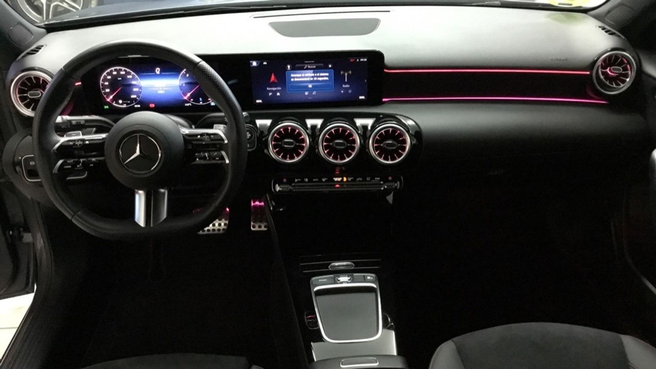 mercedes-clase-a-a-180-d-imagen-7