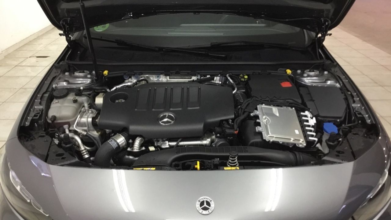 mercedes-clase-a-a-180-d-imagen-16