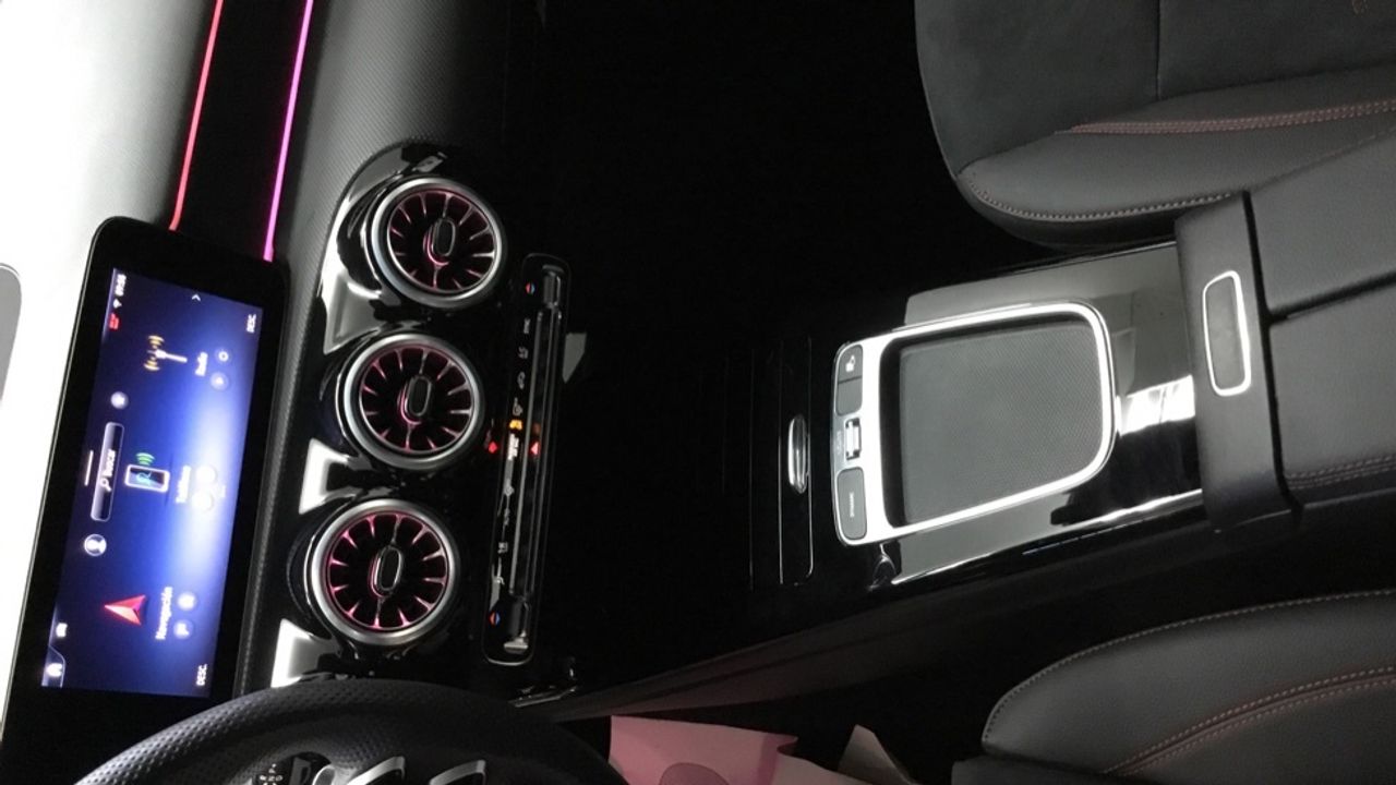 mercedes-clase-a-a-180-d-imagen-22