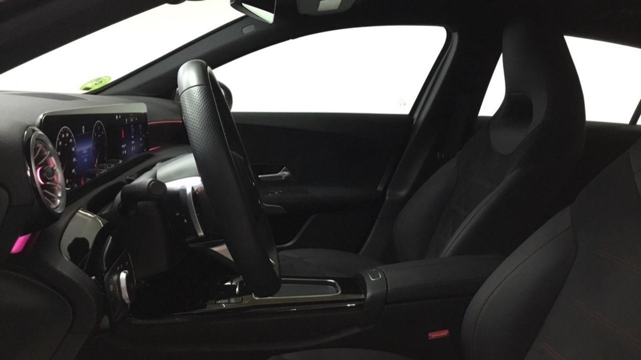 mercedes-clase-a-a-180-d-imagen-6