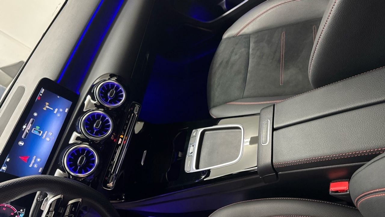 mercedes-clase-a-a-180-d-imagen-22