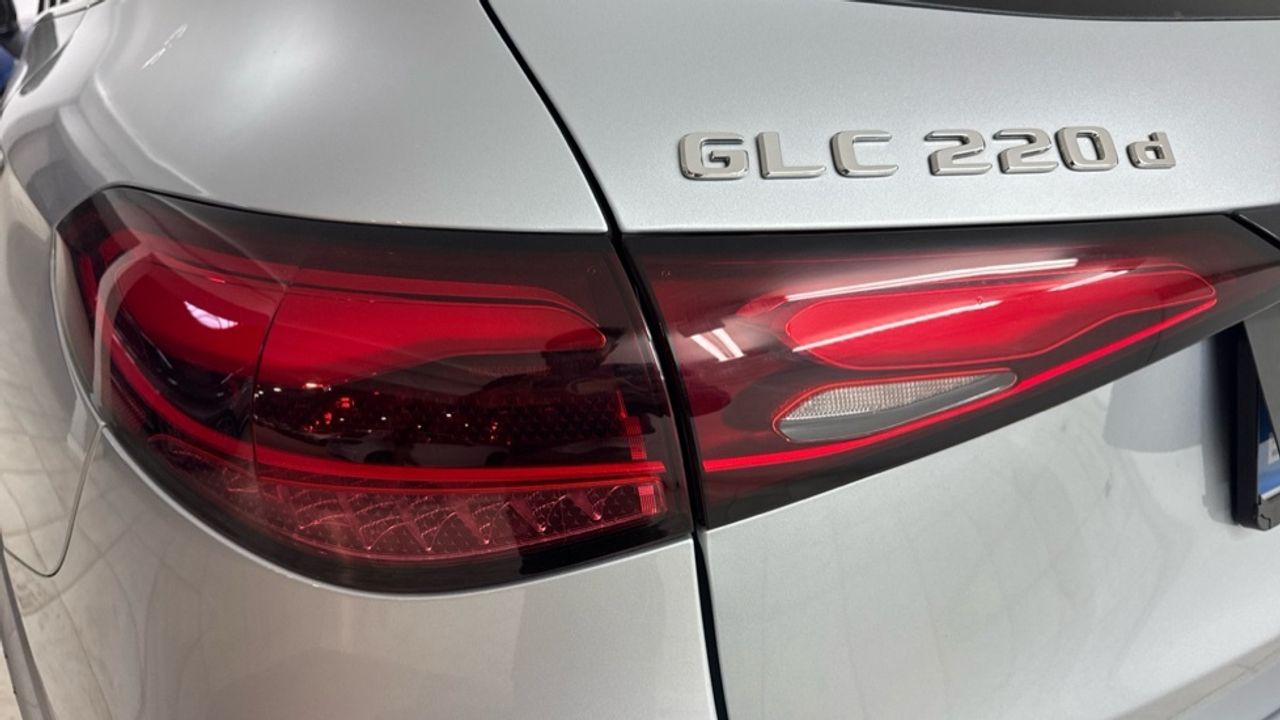 mercedes-glc-glc-220-d-4matic-imagen-24
