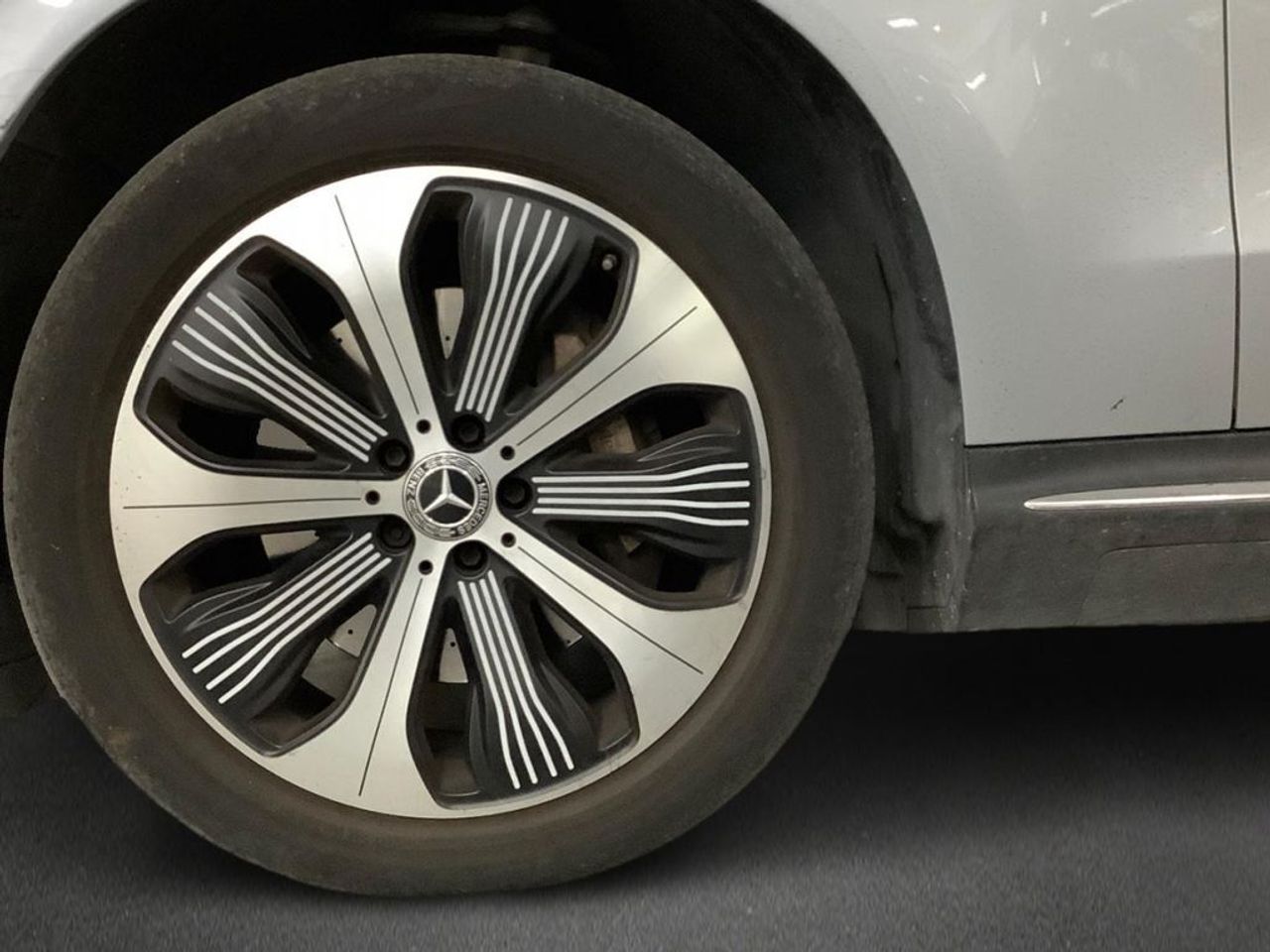 mercedes-eqc-eqc-400-4matic-imagen-4