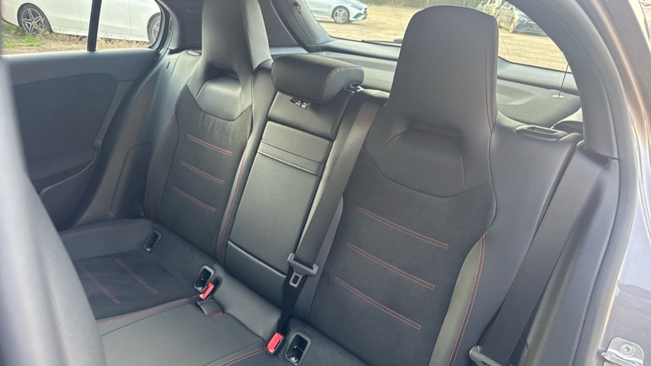 mercedes-clase-a-a-180-d-imagen-10