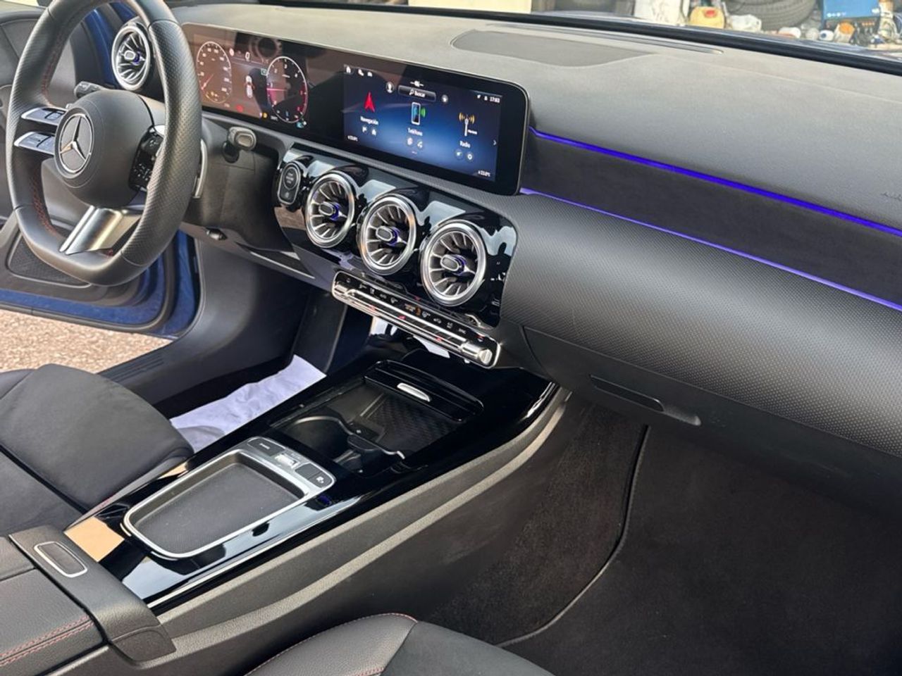 mercedes-clase-a-a-180-d-imagen-9