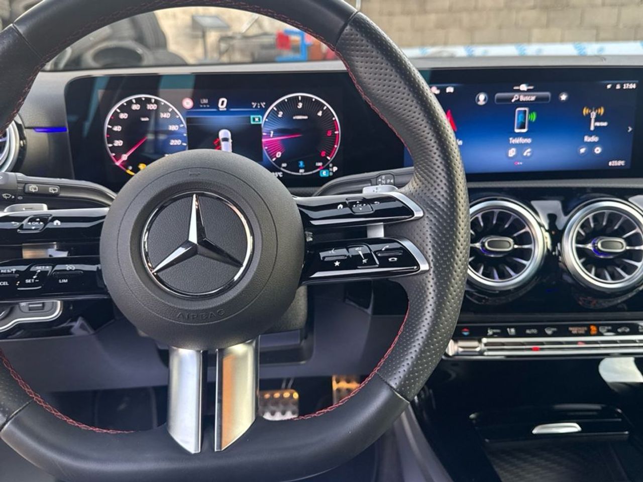 mercedes-clase-a-a-180-d-imagen-8