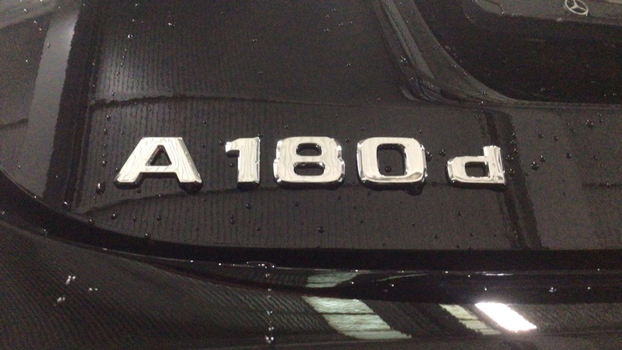 mercedes-clase-a-a-180-d-imagen-11
