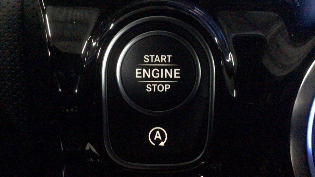 mercedes-clase-a-a-180-d-imagen-20