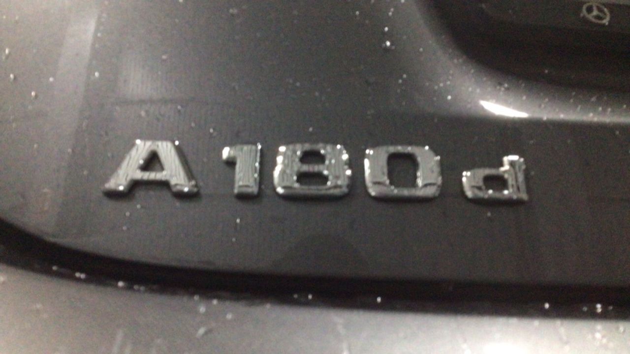 mercedes-clase-a-a-180-d-imagen-11