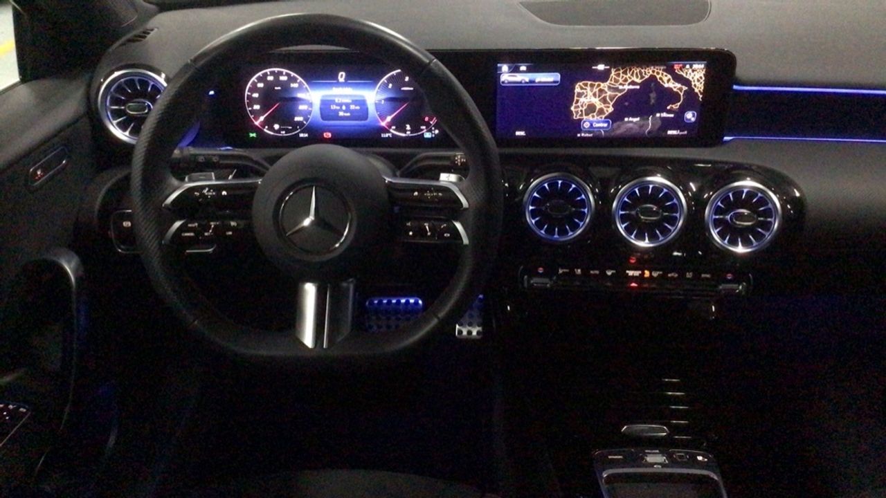 mercedes-clase-a-a-180-d-imagen-8