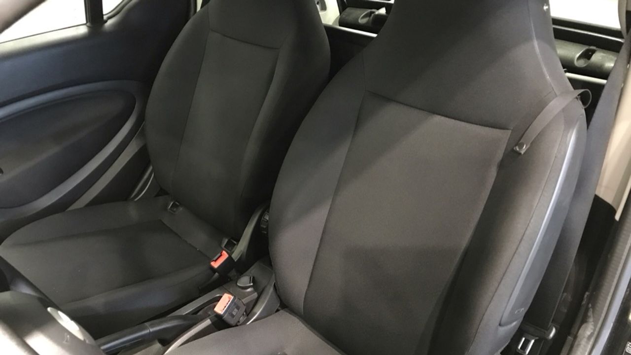 smart-fortwo-60kw81cv-electric-drive-coupe-imagen-10