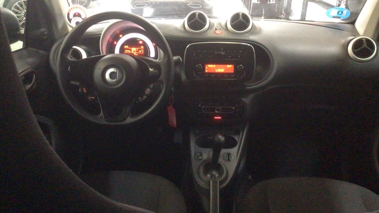 smart-fortwo-60kw81cv-electric-drive-coupe-imagen-7