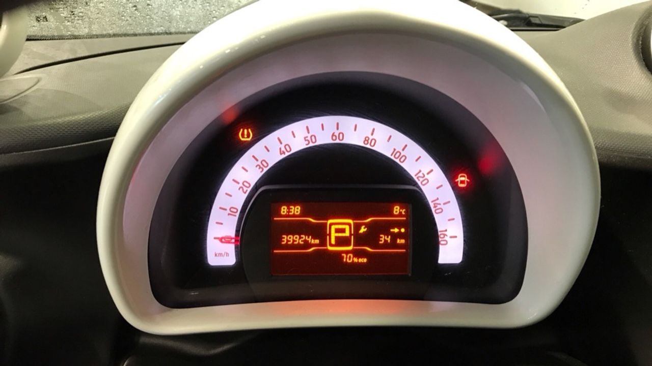 smart-fortwo-60kw81cv-electric-drive-coupe-imagen-11