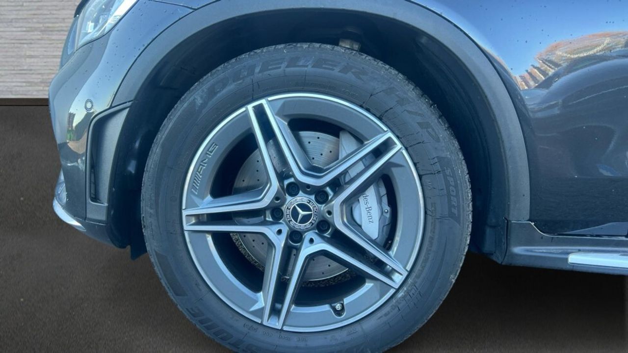 mercedes-glc-coupe-glc-300-4matic-imagen-4