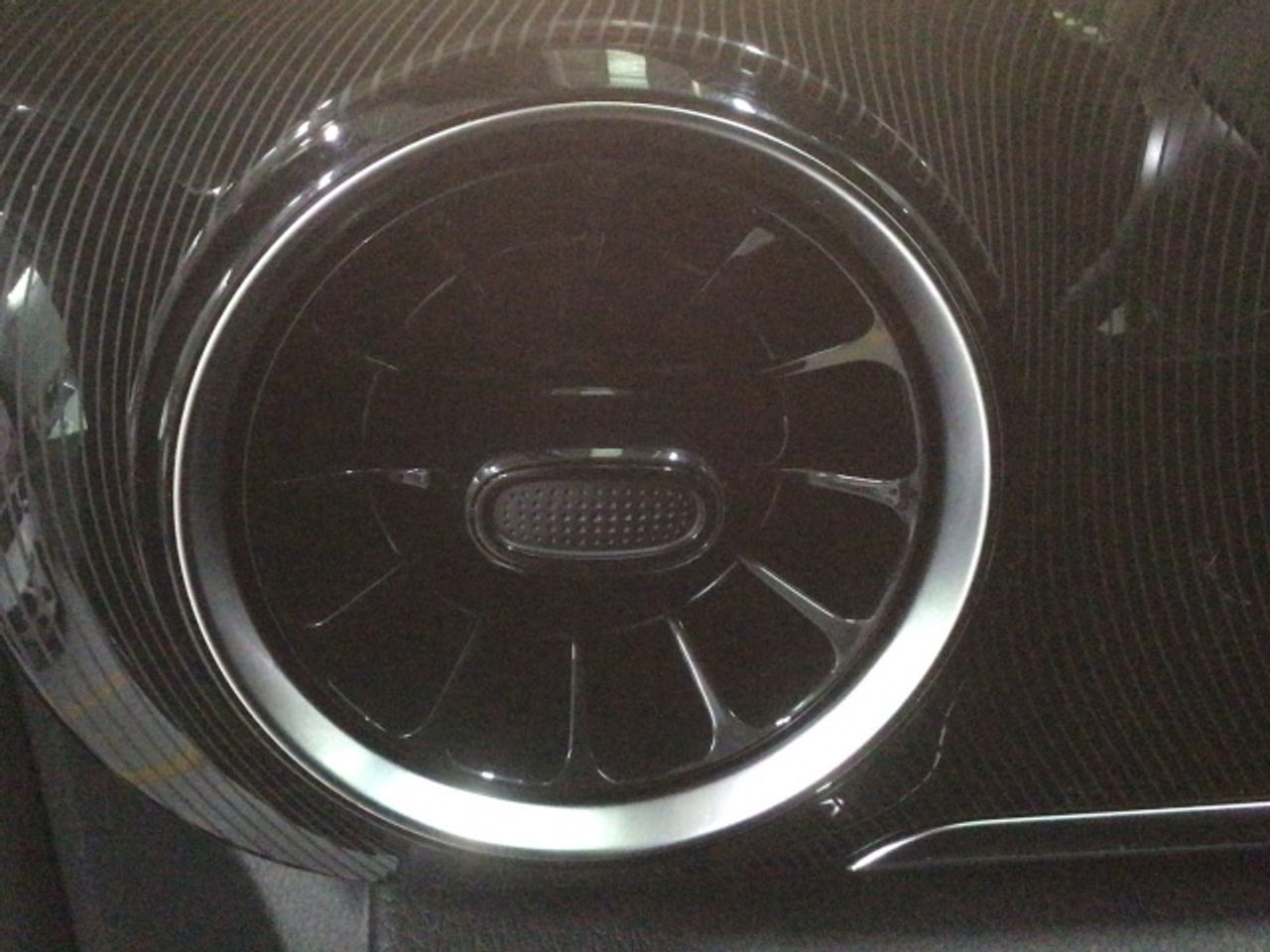 mercedes-eqv-eqv-300-largo-imagen-19