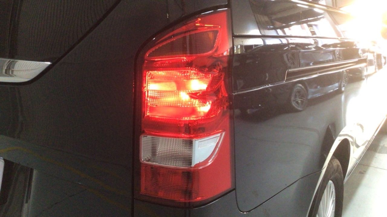 mercedes-eqv-eqv-300-largo-imagen-13