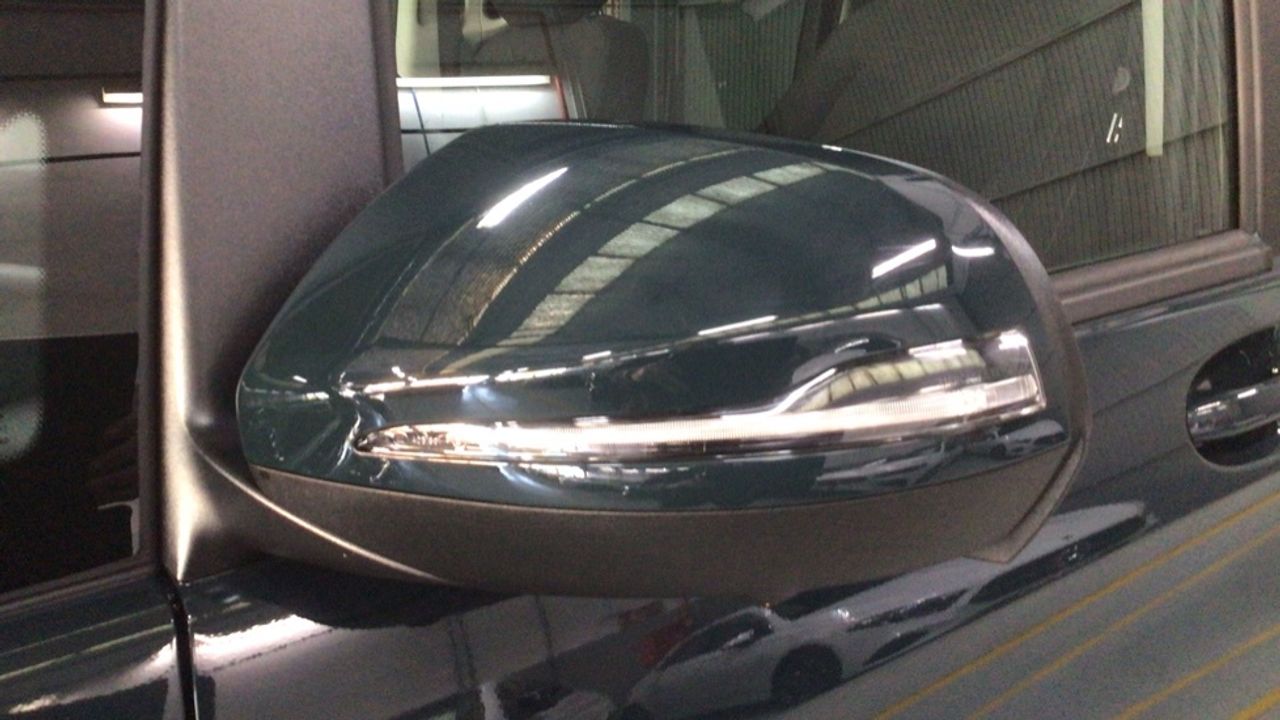 mercedes-eqv-eqv-300-largo-imagen-14